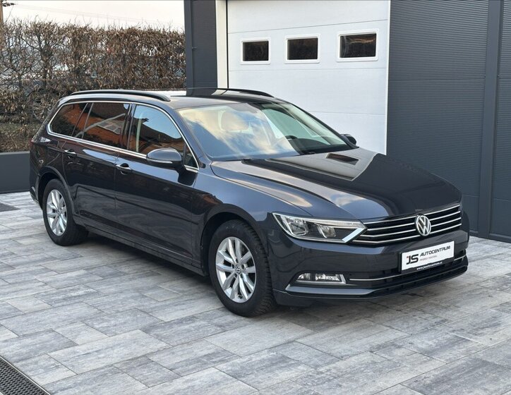 Volkswagen Passat Kombi 1,4 l 110 kw