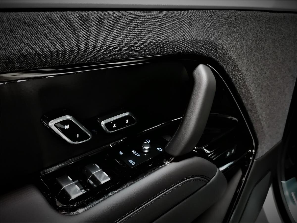 Land Rover Range Rover Sport SUV 3,0 l 221 kw