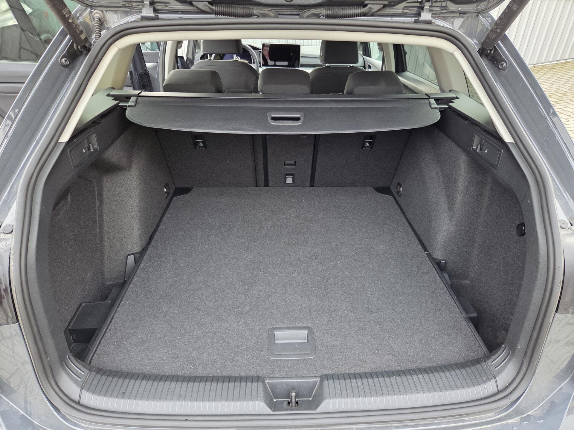 Volkswagen Golf Kombi 1,5 l 110 kw