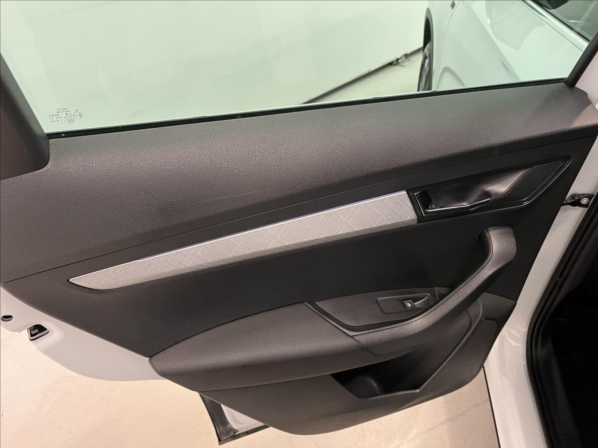 Škoda Karoq SUV 1,5 l 110 kw