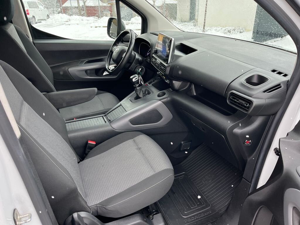 Toyota ProAce City Verso MPV 1,5 l 96 kw