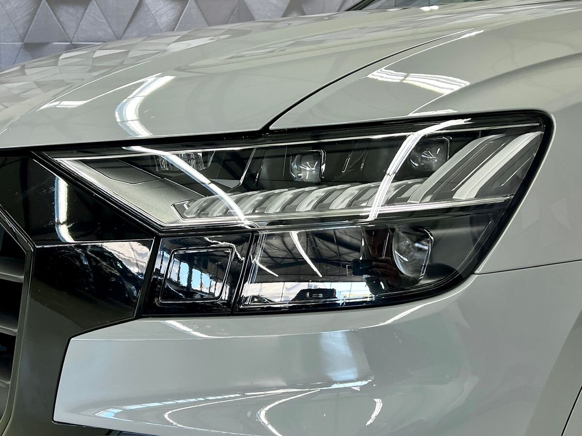 Audi SQ8 SUV / Terénní 4,0 l 373 kw