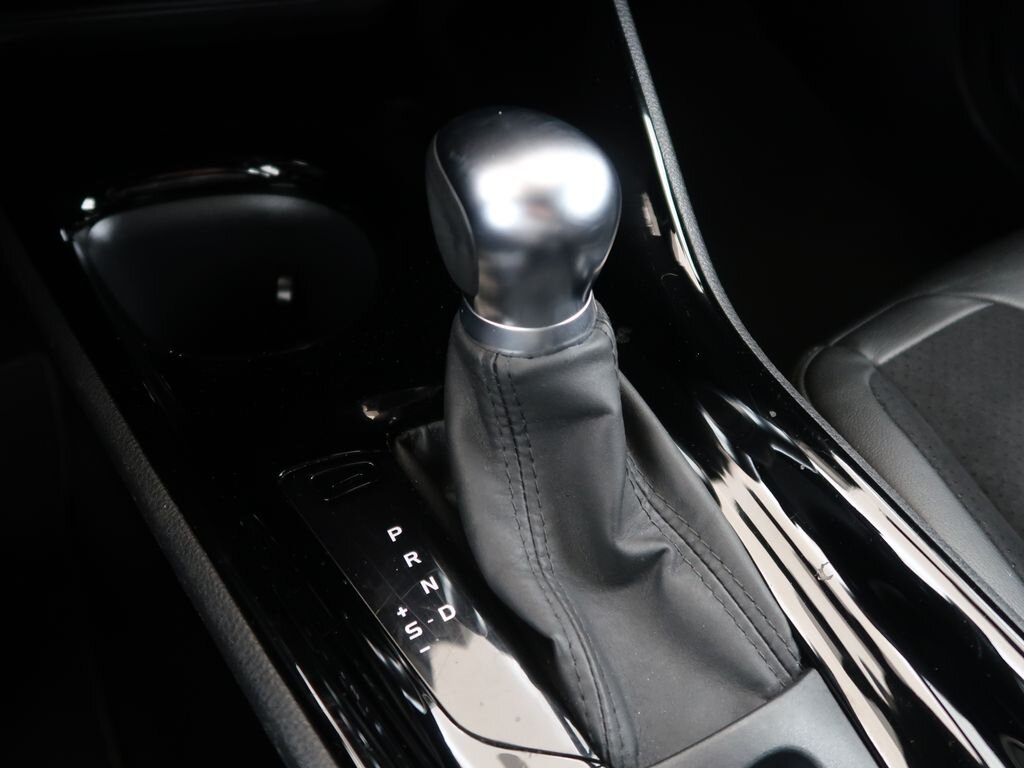 Toyota C-HR Hatchback 2,0 l 112 kw