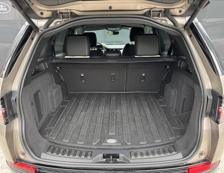 Land Rover Discovery Sport 13