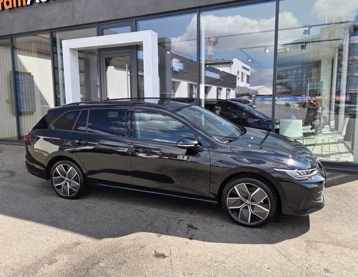 Volkswagen Golf Kombi 2,0 l 110 kw