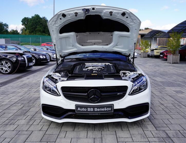 Mercedes-Benz Třídy C 9