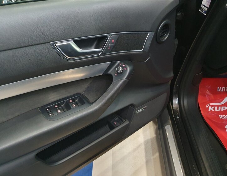 Audi A6 Allroad Kombi 3,0 l 176 kw
