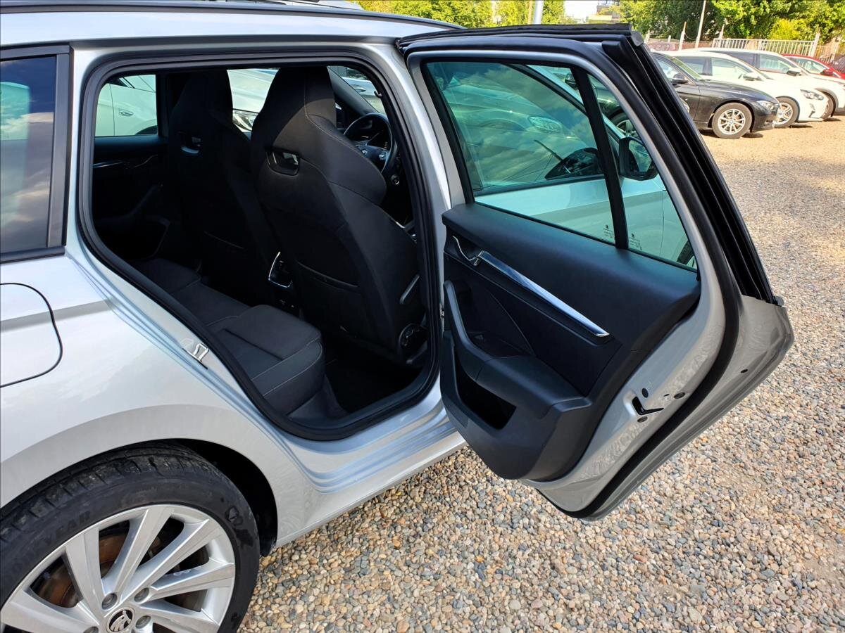 Škoda Octavia Kombi 1,4 l 150 kw