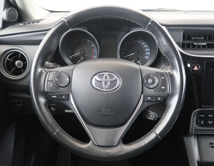 Toyota Auris Hatchback 1,6 l 97 kw