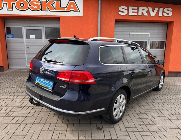 Volkswagen Passat Kombi 1,6 l 77 kw