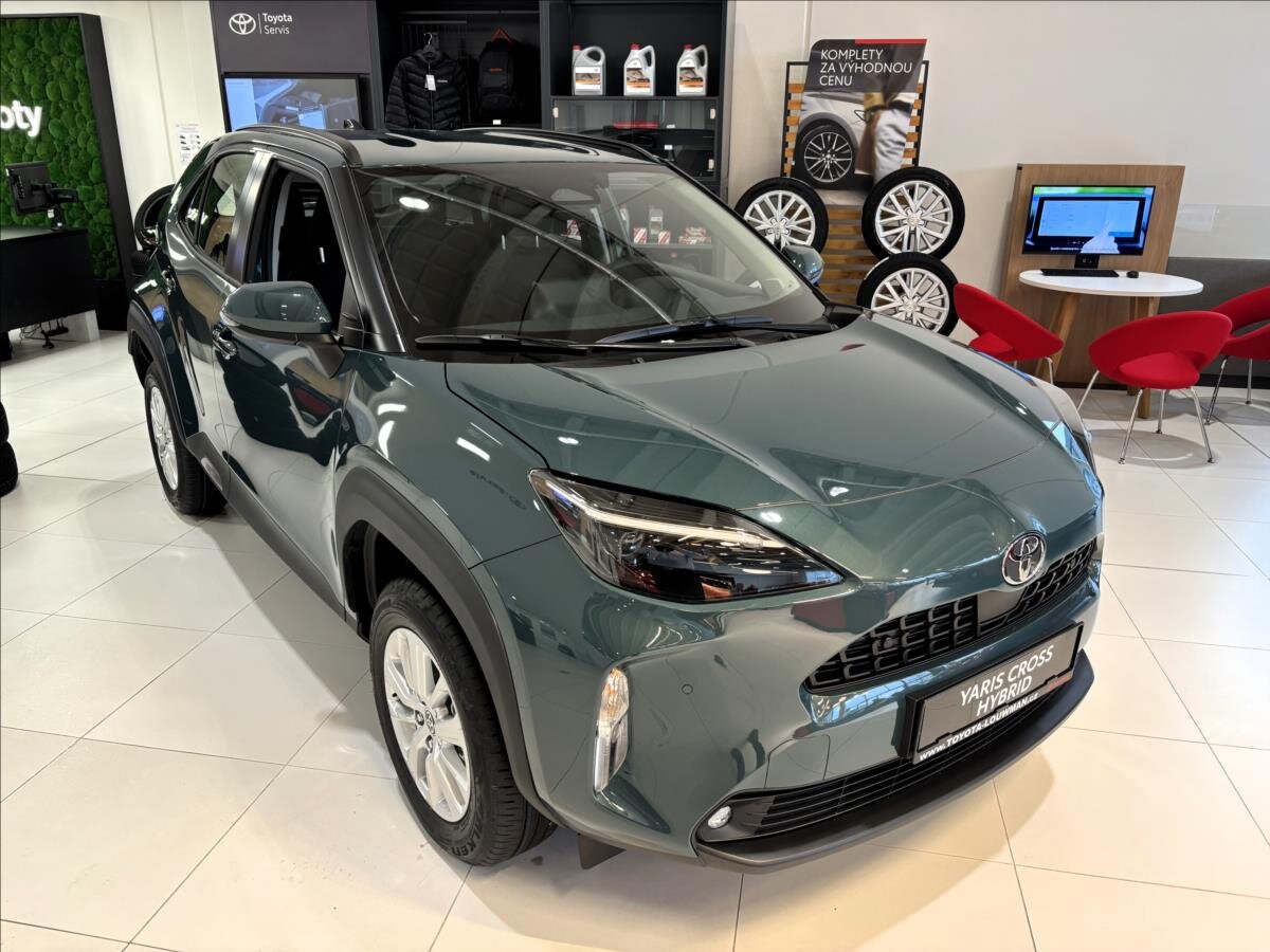 Toyota Yaris Cross SUV 1,5 l 85 kw