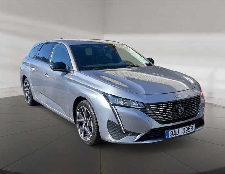 Peugeot 308 Kombi 1,2 l 96 kw