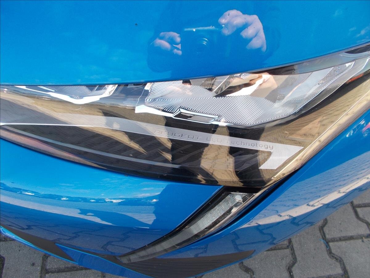 Peugeot 308 Hatchback 1,5 l 96 kw