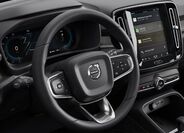 Volvo XC40 12