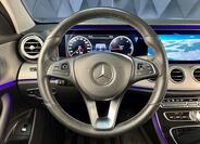 Mercedes-Benz Třídy E 12