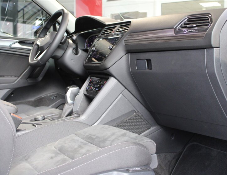 Volkswagen Tiguan 26