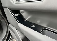 Land Rover Range Rover Velar SUV / Terénní 2,0 l 150 kw