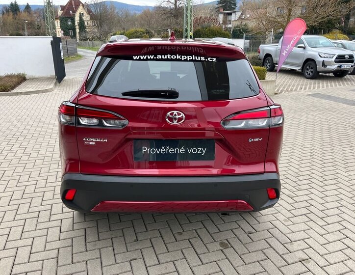 Toyota Corolla Cross SUV / Terénní 1,8 l 72 kw
