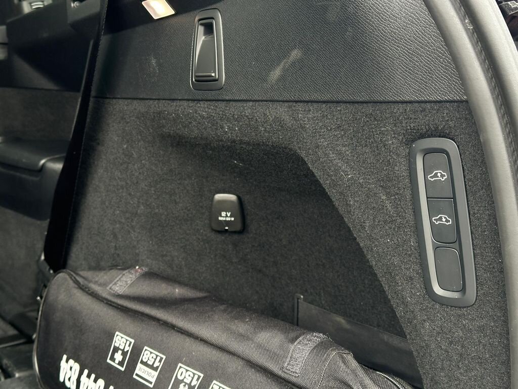 Volvo XC90 SUV / Terénní 2,0 l 173 kw