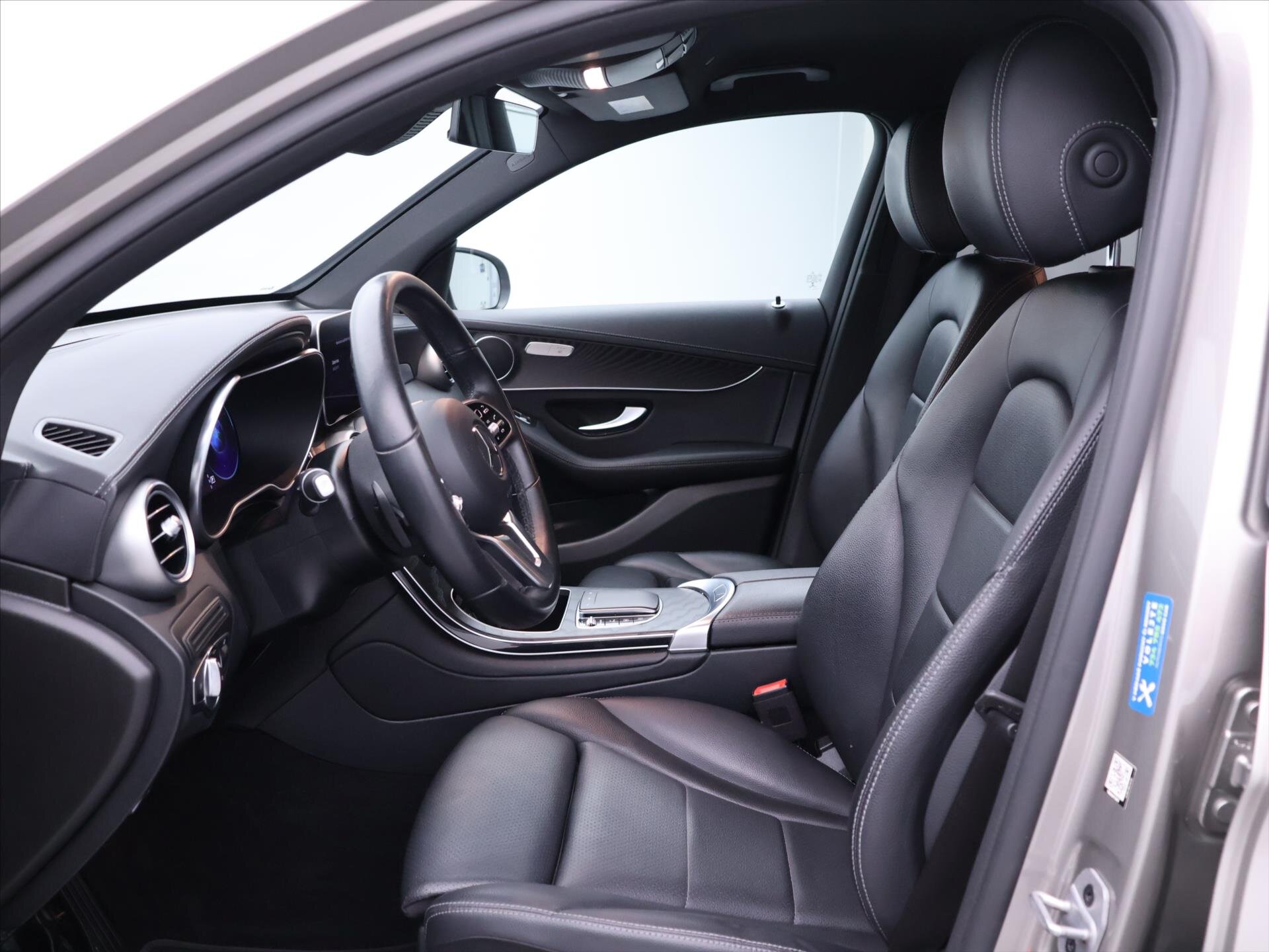 Mercedes-Benz GLC SUV 2,0 l 143 kw