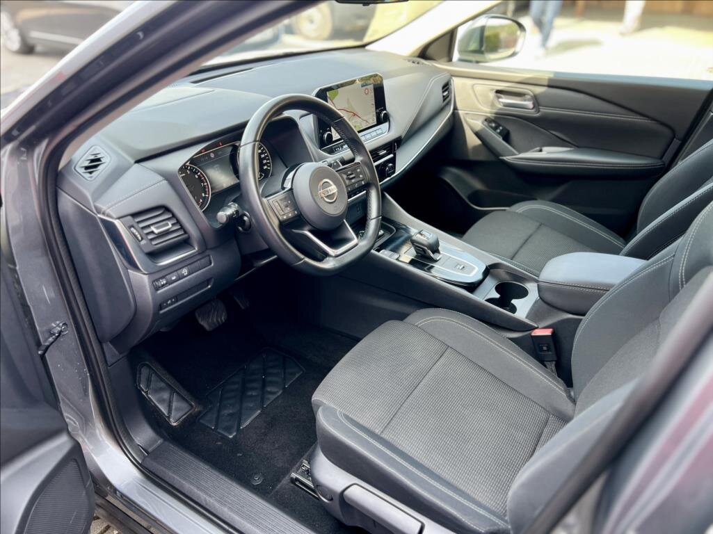 Nissan Qashqai SUV / Terénní 1,3 l 116 kw