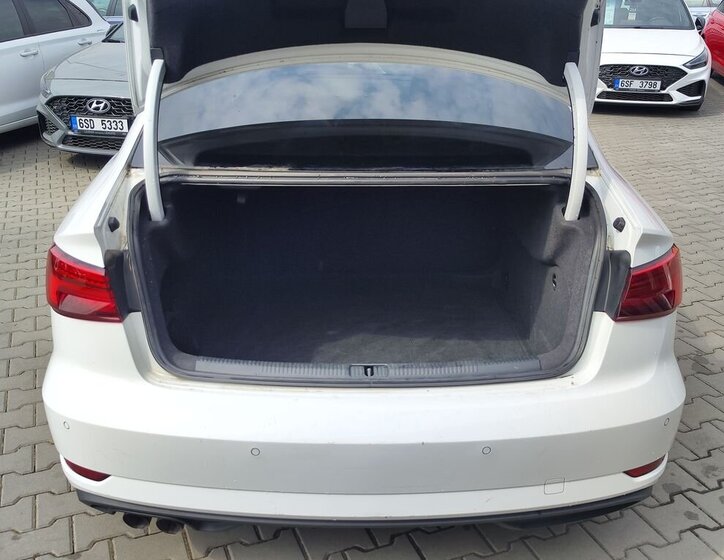 Audi A3 Sedan / Limuzína 2,0 l 110 kw