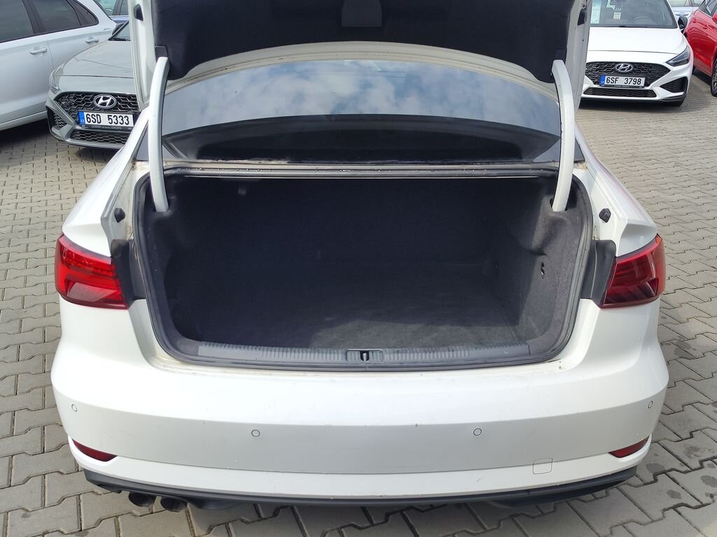 Audi A3 Sedan / Limuzína 2,0 l 110 kw