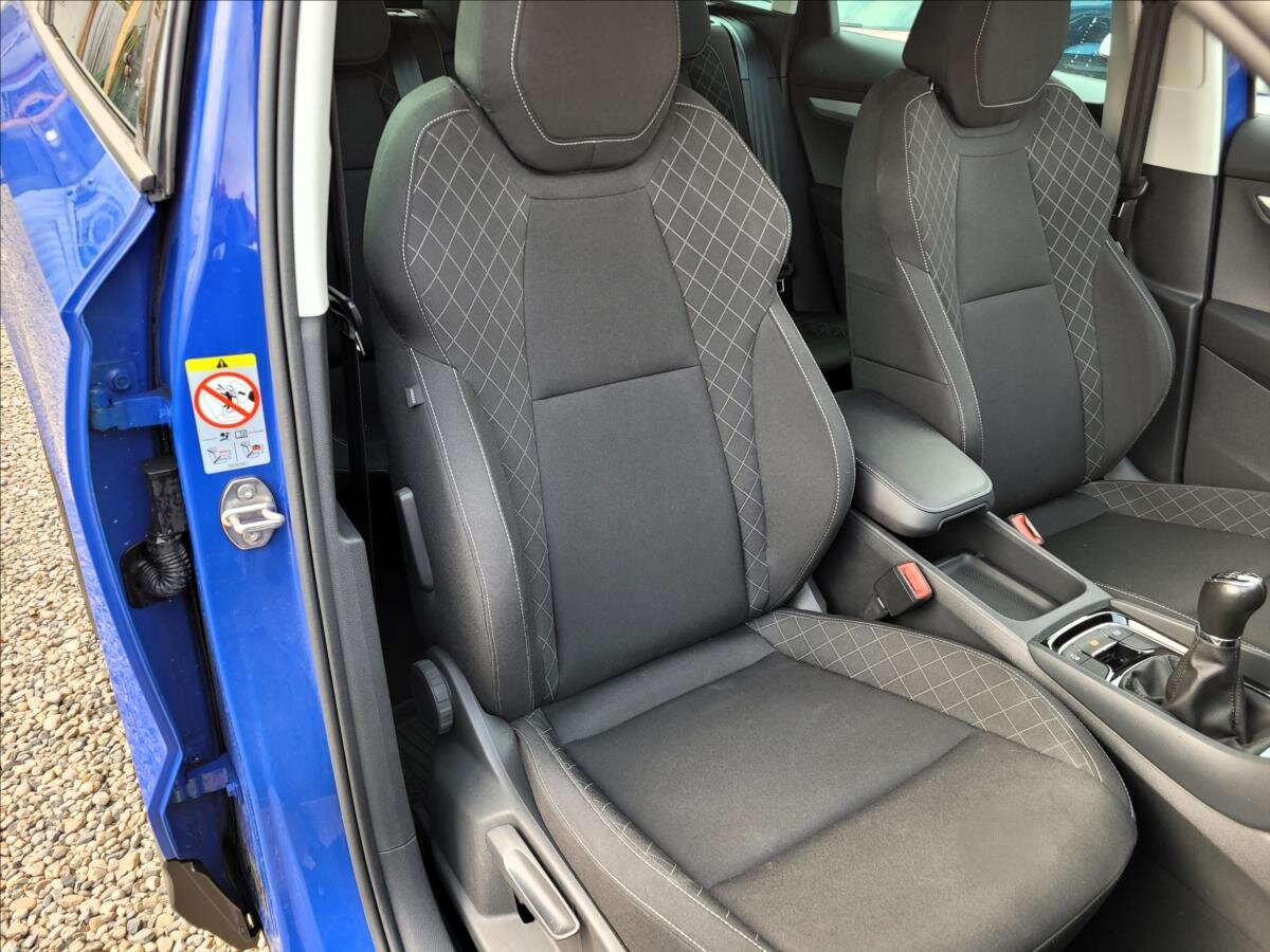 Škoda Karoq SUV / Terénní 1,6 l 85 kw