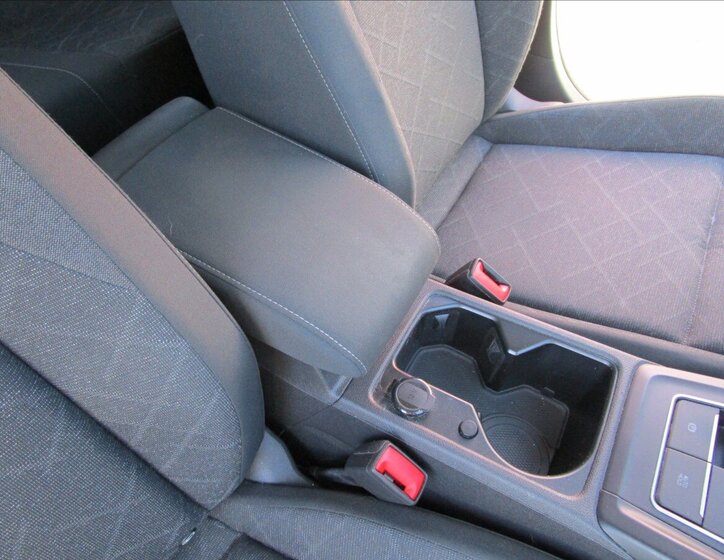 Volkswagen Golf Hatchback 1,5 l 110 kw