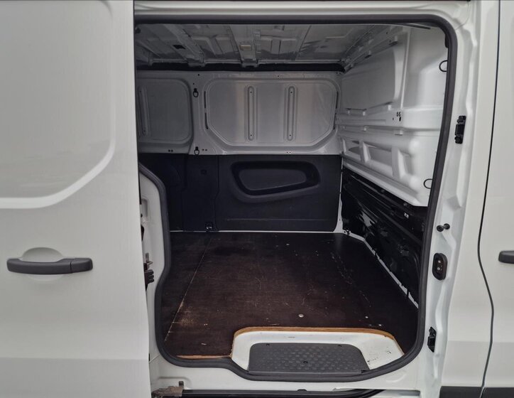 Renault Trafic Skříň 2,0 l 107 kw