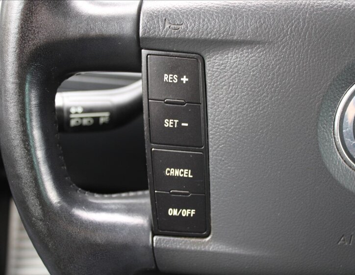 Volkswagen Touareg SUV / Terénní 3,0 l 165 kw