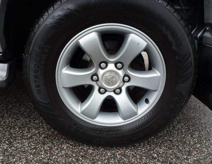 Toyota Land Cruiser 51