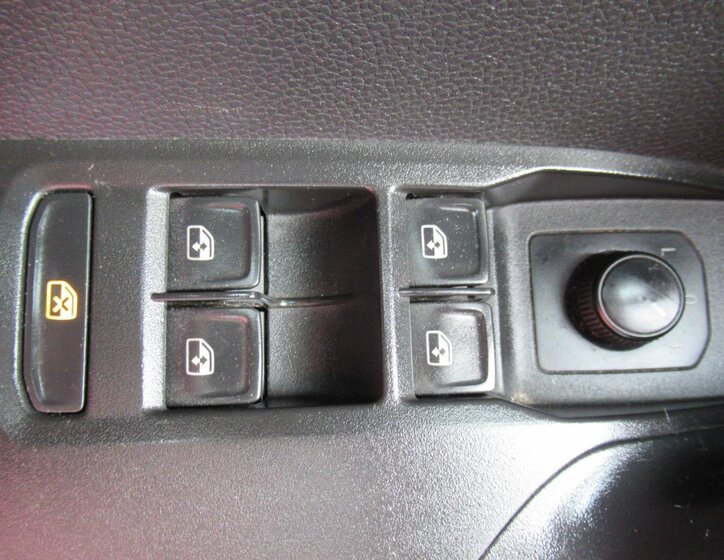 Seat Ibiza Hatchback 999,0 66 kw