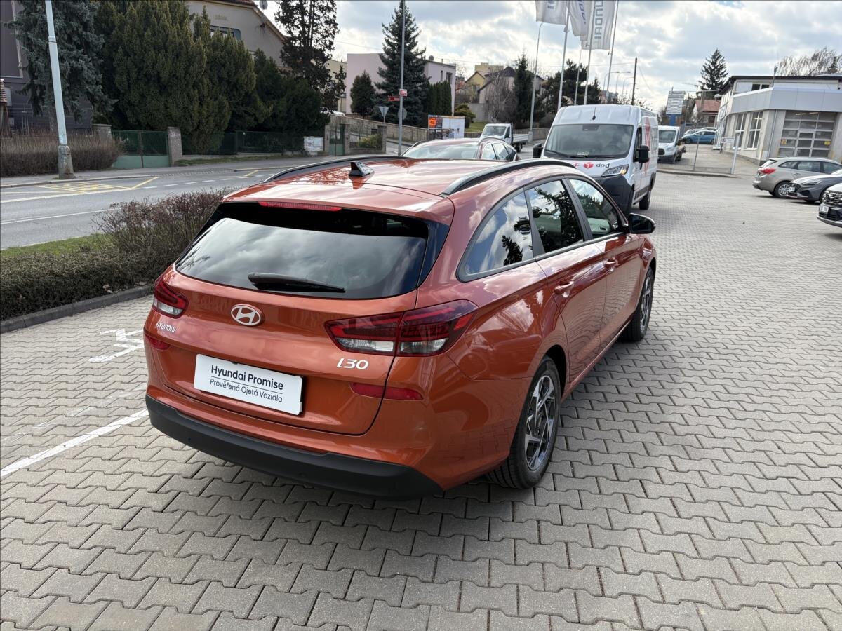 Hyundai i30 Kombi 998,0 74 kw