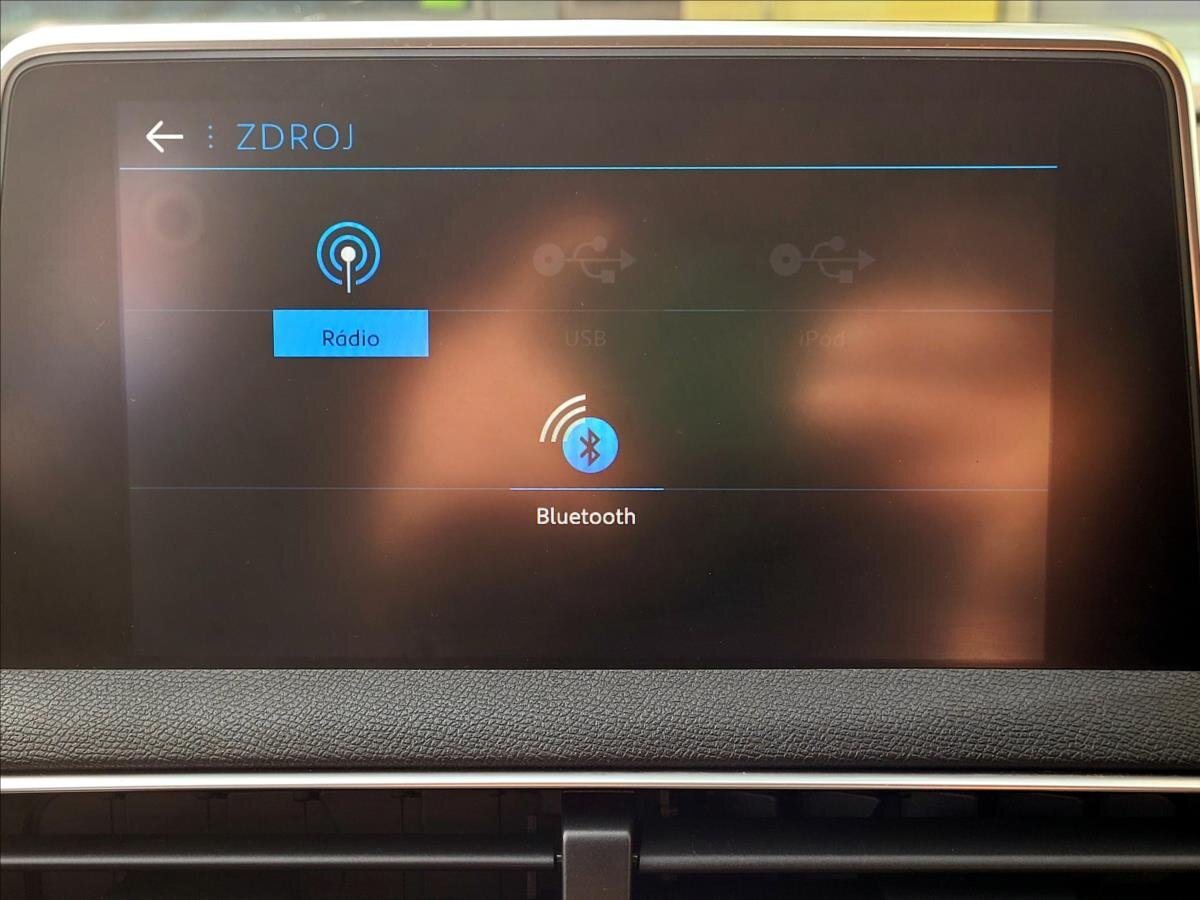 Peugeot 3008 SUV / Terénní 1,5 l 96 kw