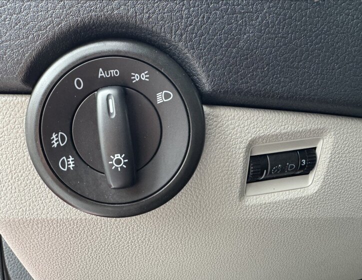 Volkswagen Transporter Skříň 2,0 l 110 kw