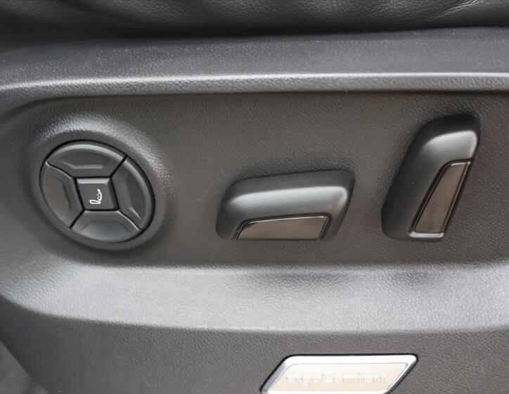 Volkswagen Touareg 17