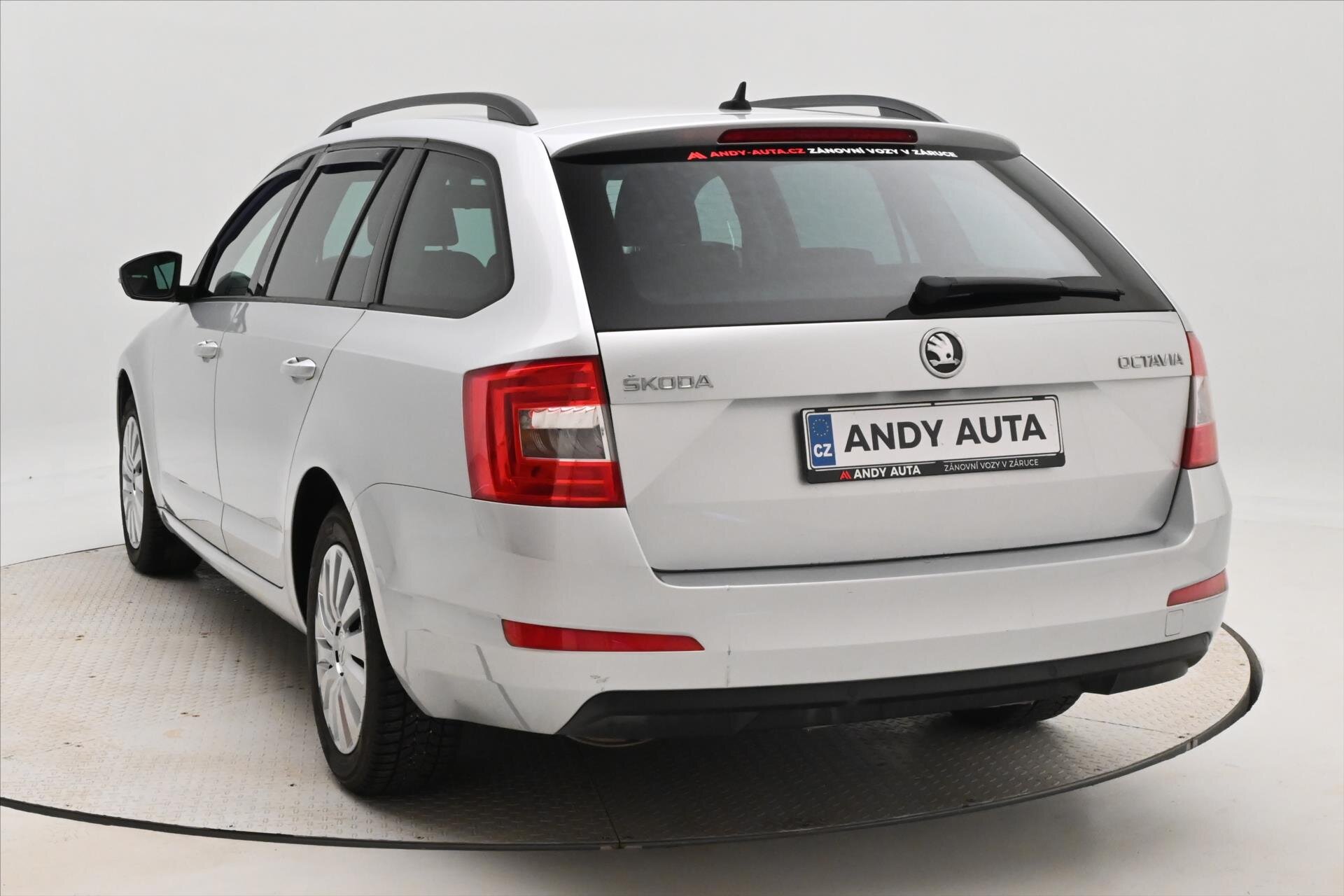 Škoda Octavia Kombi 2,0 l 110 kw