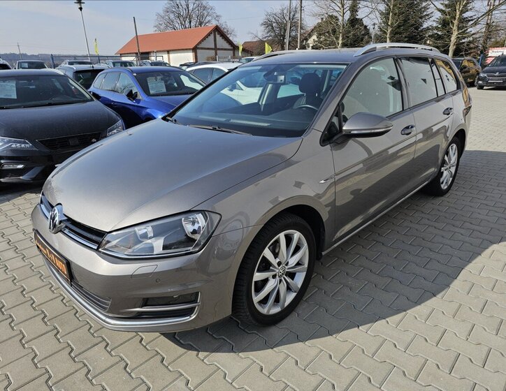 Volkswagen Golf Kombi 1,4 l 92 kw