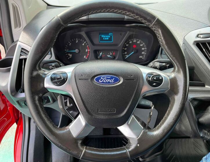Ford Transit Custom 7