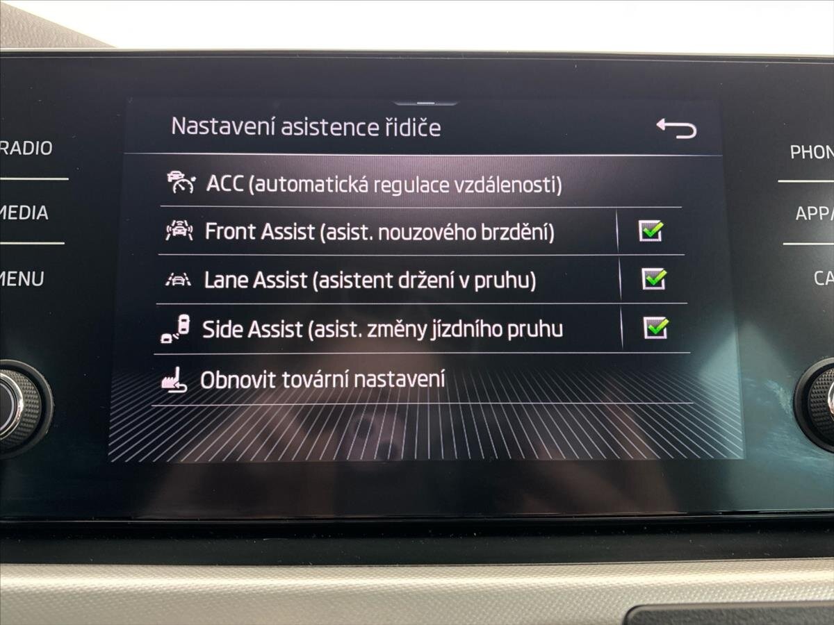 Škoda Scala Hatchback 1,6 l 85 kw