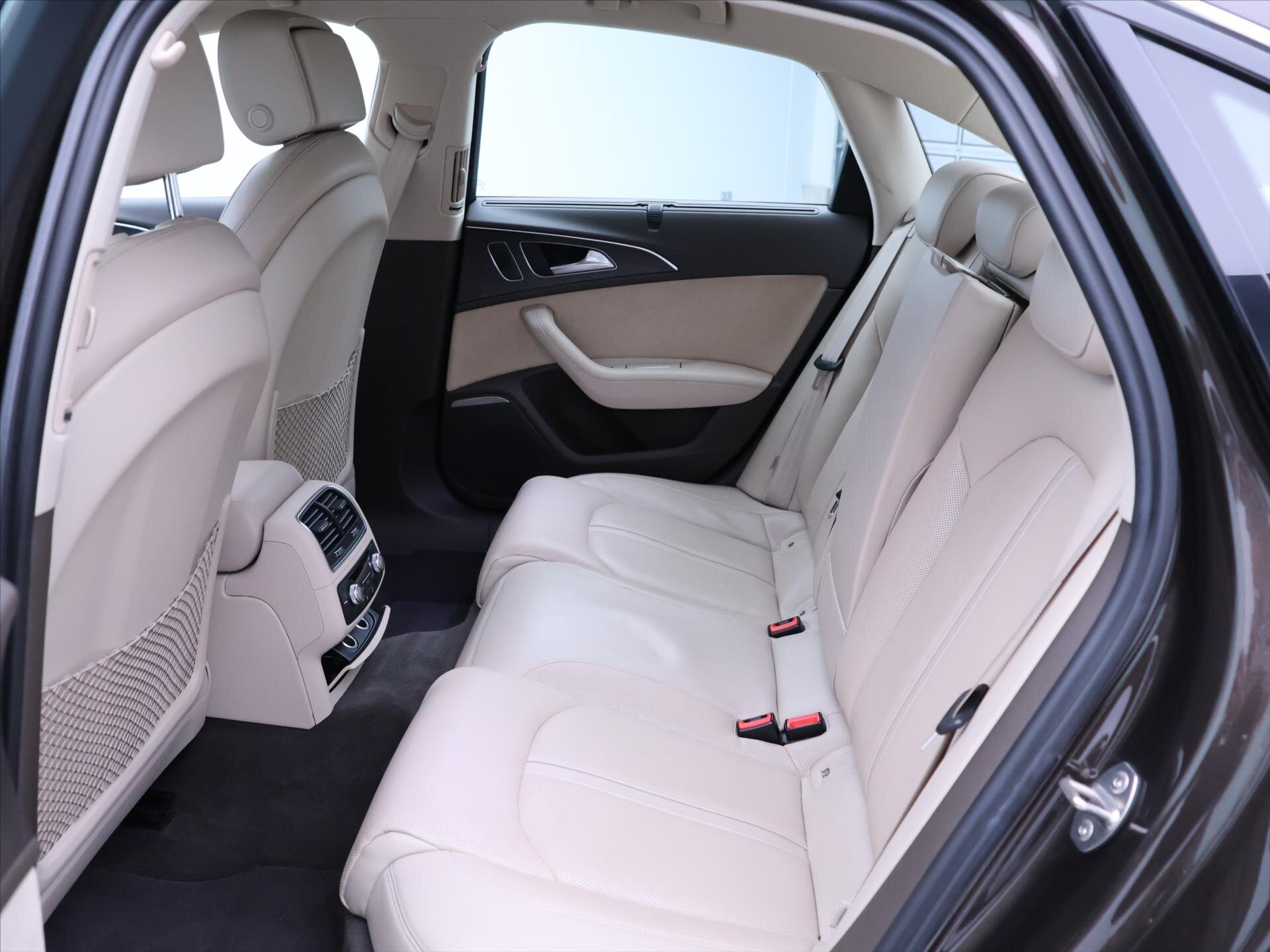 Audi A6 Sedan 3,0 l 235 kw