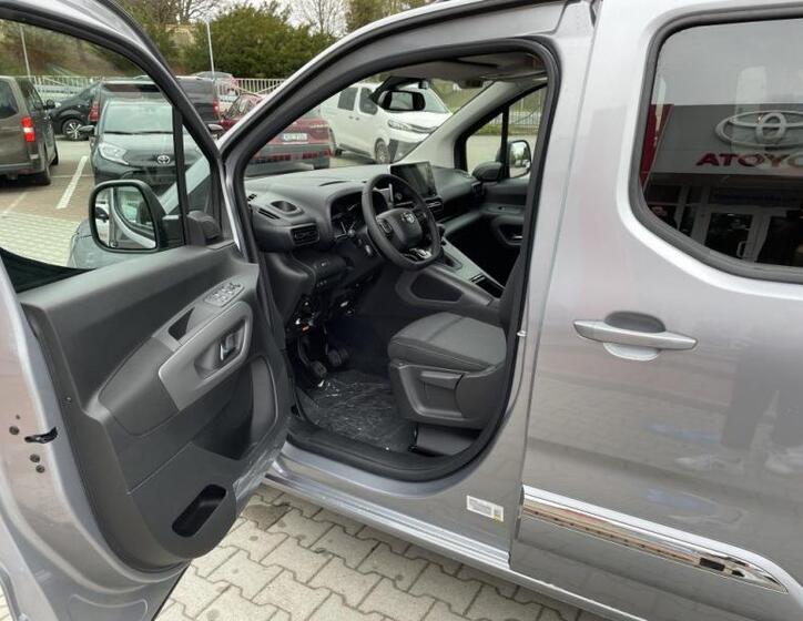 Toyota ProAce City Verso 10