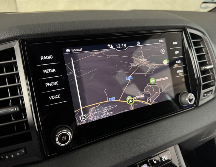 Škoda Karoq SUV / Terénní 2,0 l 110 kw