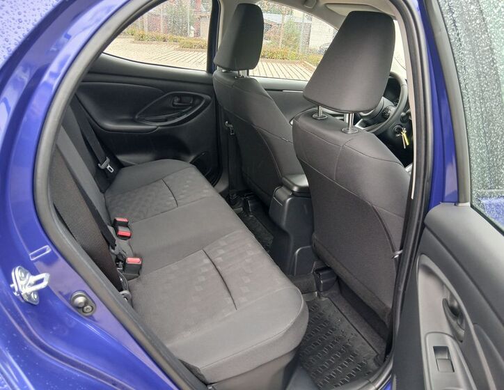 Toyota Yaris 14