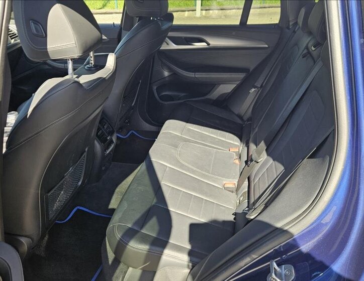 BMW X3 SUV 3,0 l 195 kw