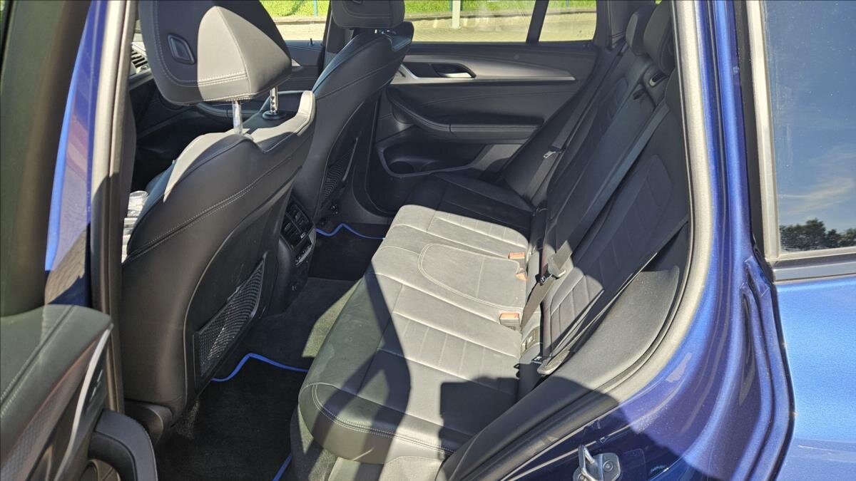 BMW X3 SUV 3,0 l 195 kw