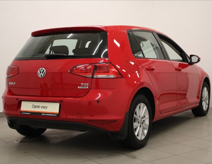 Volkswagen Golf Hatchback 1,2 l 81 kw