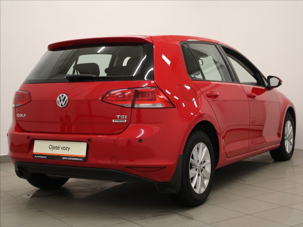 Volkswagen Golf Hatchback 1,2 l 81 kw