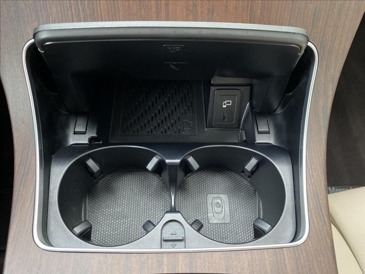 Mercedes-Benz GLC SUV 2,0 l 143 kw